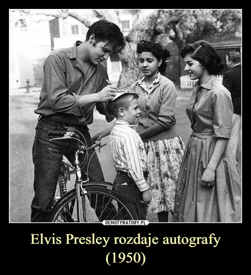 Elvis Presley rozdaje autografy (1950)